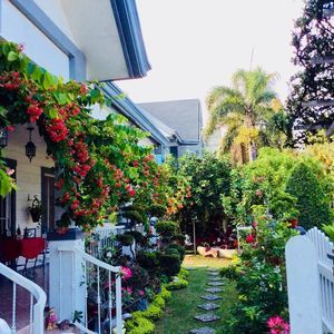 Meet your Posher, Pam